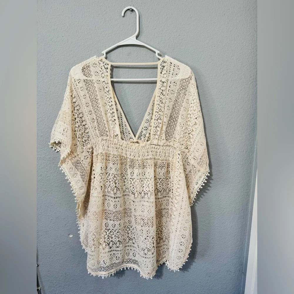 Xhilaration Women Bohemian Cream‎ V-Neck Lace Swim Cover Up Top Sz M